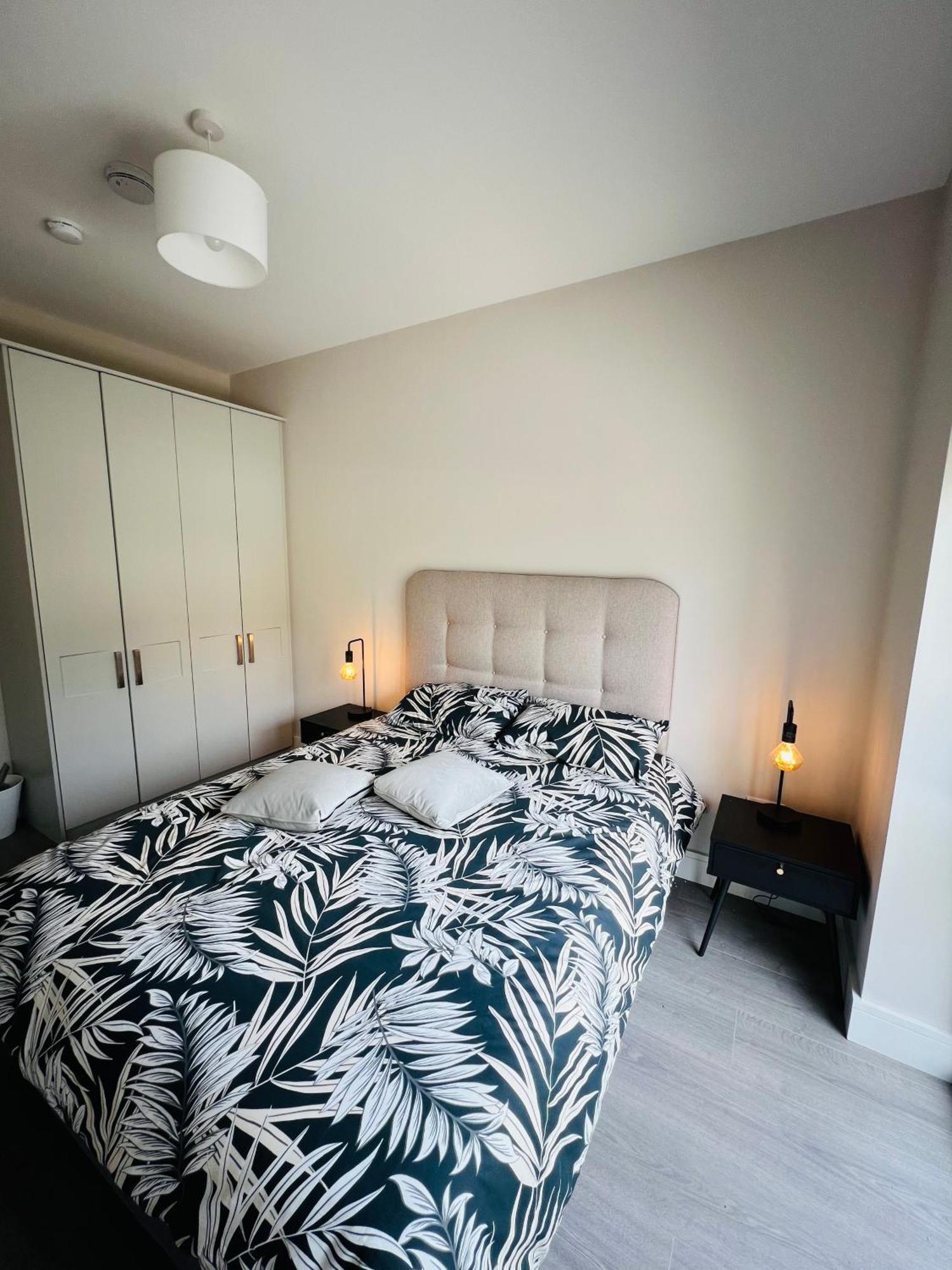 Private King Size Room In Well Decorated Shared Flat Dublin Exterior photo